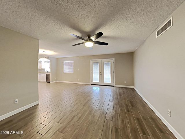 11823 N 49TH Drive, Glendale, AZ 85304