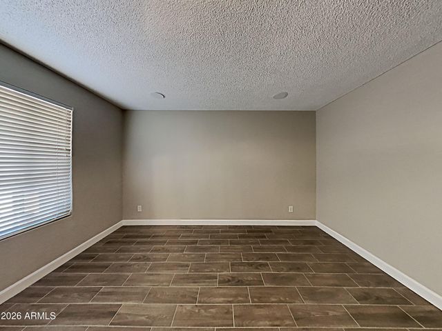 11823 N 49TH Drive, Glendale, AZ 85304