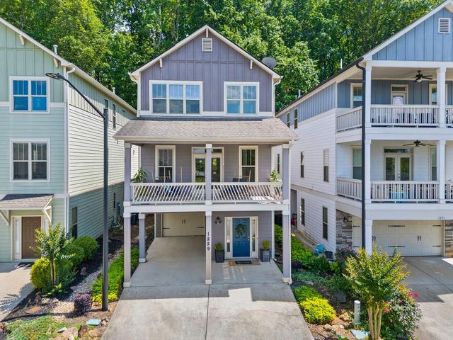 1229 Ridenour Lane, Kennesaw, GA 30152