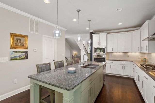 1229 Ridenour Lane, Kennesaw, GA 30152