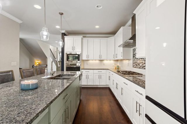 1229 Ridenour Lane, Kennesaw, GA 30152