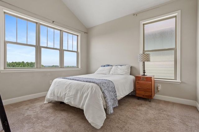 1229 Ridenour Lane, Kennesaw, GA 30152