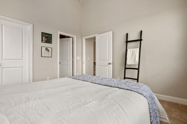 1229 Ridenour Lane, Kennesaw, GA 30152