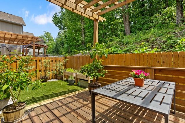 1229 Ridenour Lane, Kennesaw, GA 30152
