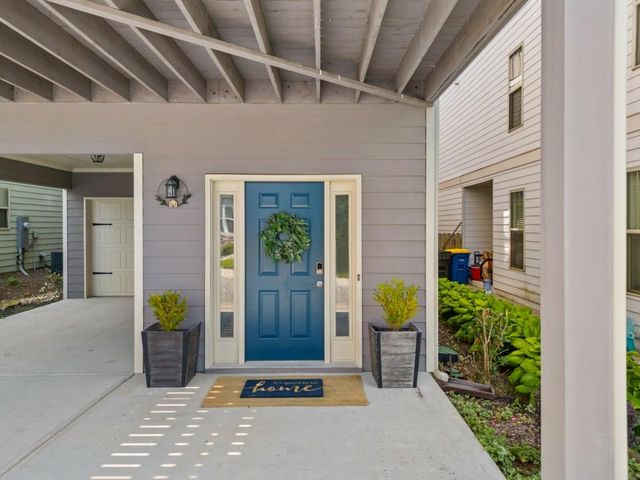 1229 Ridenour Lane, Kennesaw, GA 30152