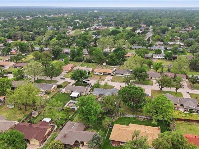 1647 N Clarence, Wichita, KS 67203