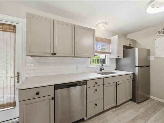 1647 N Clarence, Wichita, KS 67203