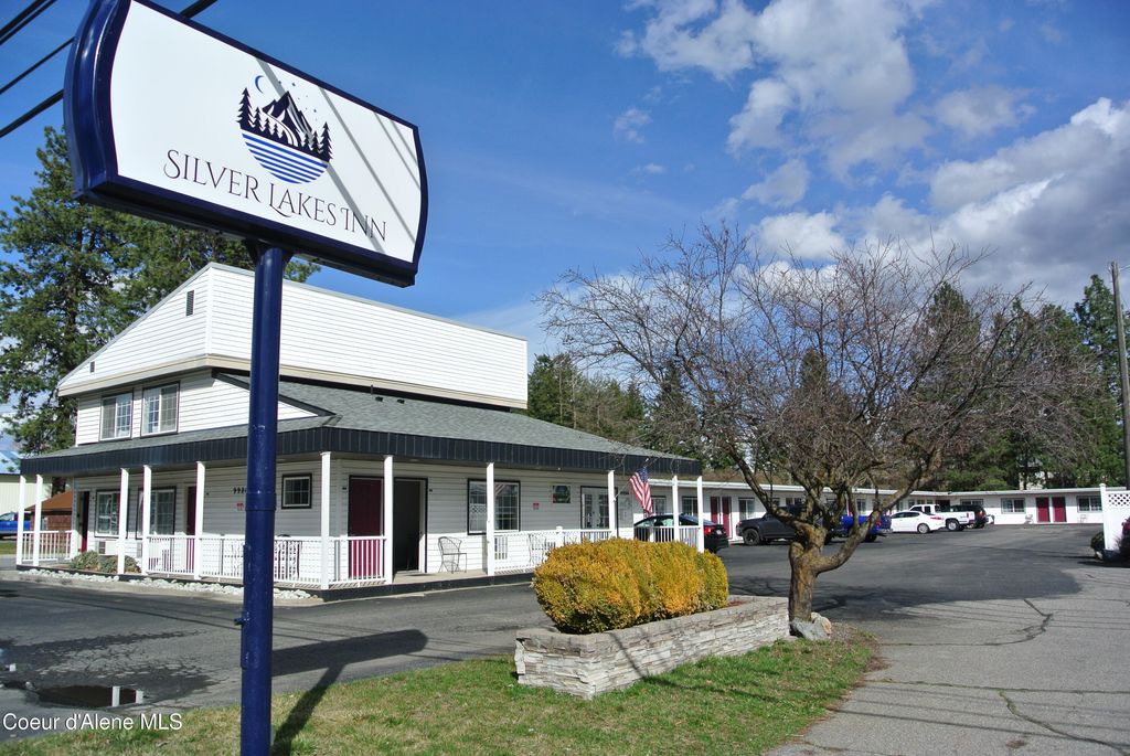 9986 N GOVERNMENT WAY, Hayden, ID 83835 photo 2