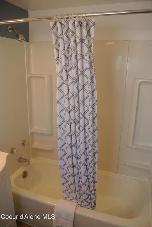 9986 N GOVERNMENT WAY, Hayden, ID 83835 photo 32