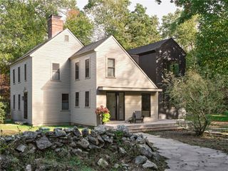 296 Stoney Holllow Road, Tiverton, RI 02878