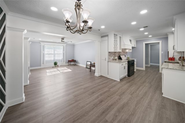 309 Gray Street, Henderson, TX 75652