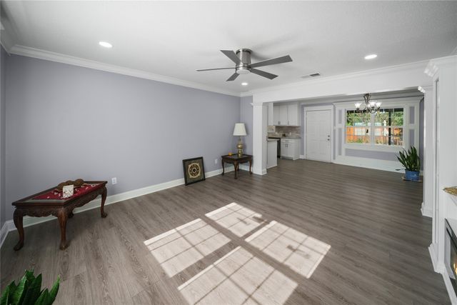 309 Gray Street, Henderson, TX 75652