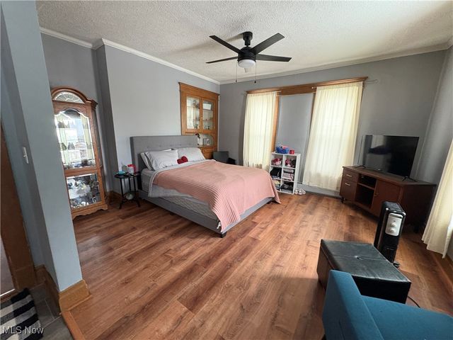 913 Foster Avenue, Cambridge, OH 43725