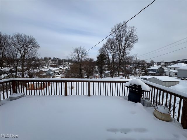 913 Foster Avenue, Cambridge, OH 43725