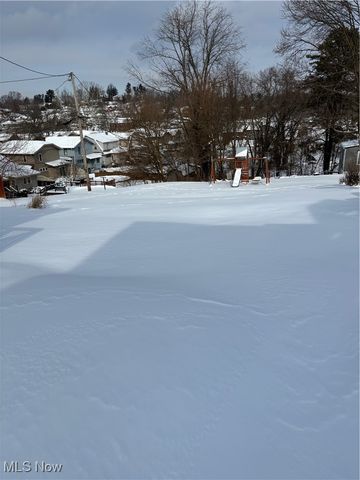 913 Foster Avenue, Cambridge, OH 43725