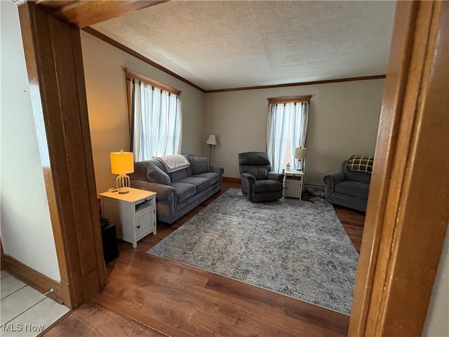 913 Foster Avenue, Cambridge, OH 43725