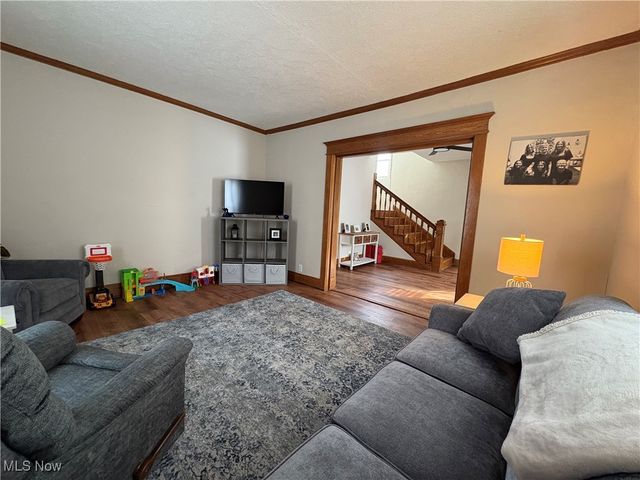 913 Foster Avenue, Cambridge, OH 43725