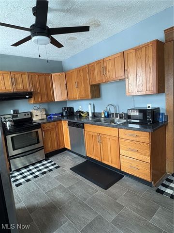 913 Foster Avenue, Cambridge, OH 43725