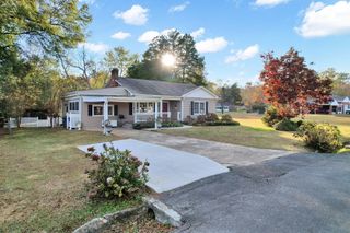 809 Park Avenue NW, Cleveland, TN 37312
