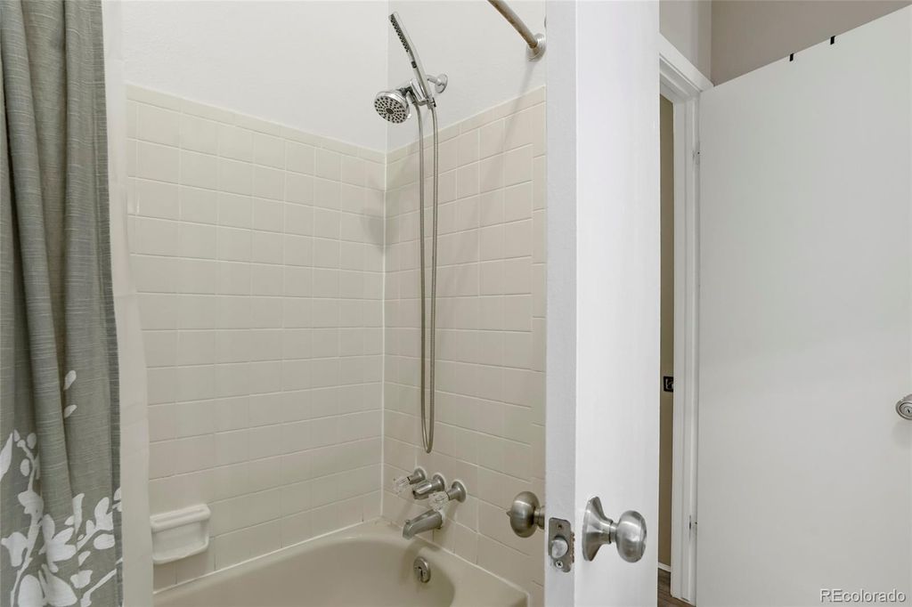 Image 17 of property listing at 1110 S Waco Street D, Aurora, CO 80017