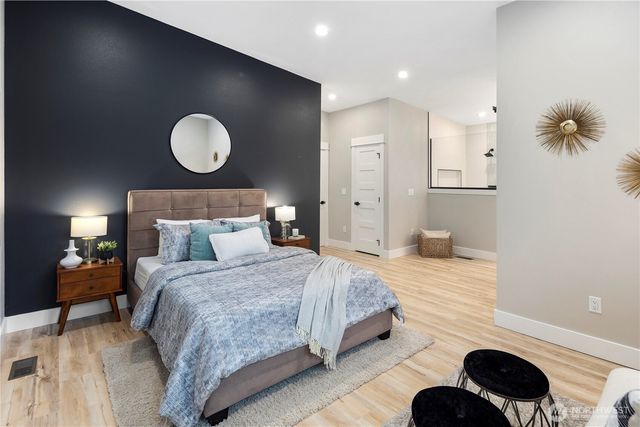 16250 SE Lake Moneysmith, Auburn, WA 98092