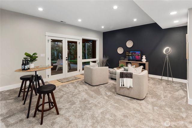 16250 SE Lake Moneysmith, Auburn, WA 98092