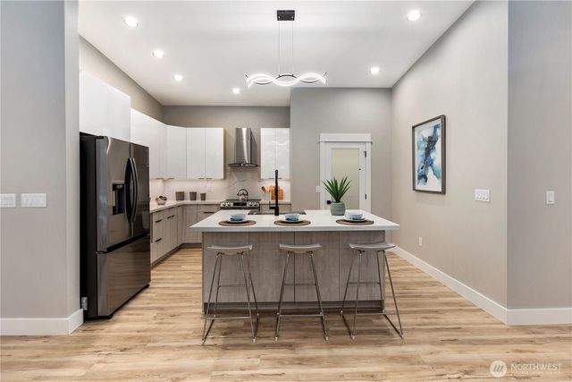 16250 SE Lake Moneysmith, Auburn, WA 98092