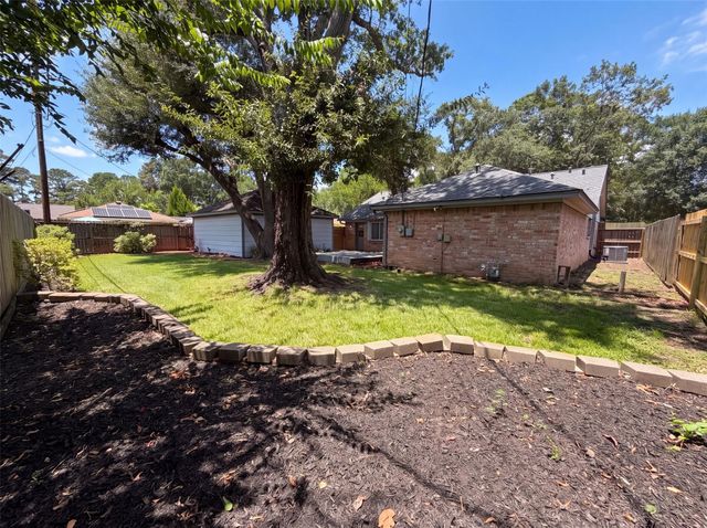 10327 Sweetwood Drive, Houston, TX 77070