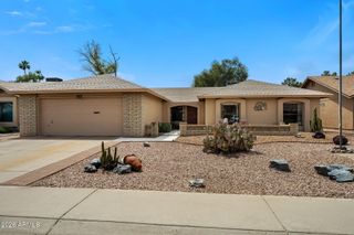 2274 LEISURE WORLD --, Mesa, AZ 85206