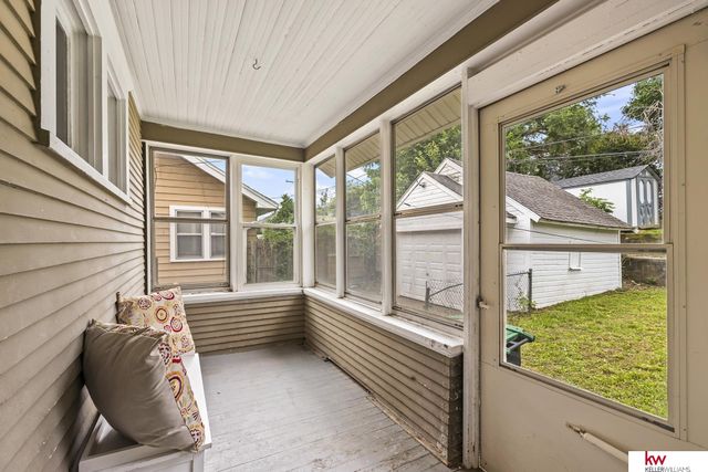 4323 Leavenworth Street, Omaha, NE 68105