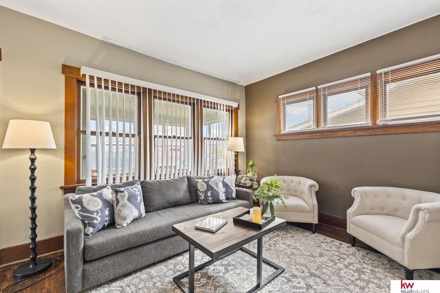 4323 Leavenworth Street, Omaha, NE 68105