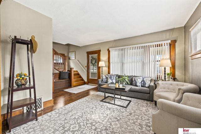 4323 Leavenworth Street, Omaha, NE 68105