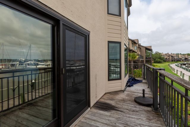 1919 Marsh Oak Lane, Seabrook Island, SC 29455