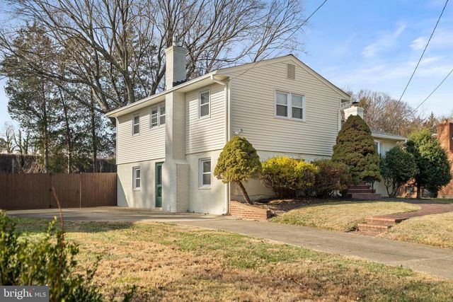 1726 BALDWIN DR, Mclean, VA 22101