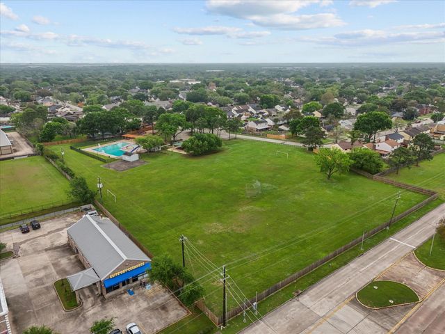 4214 Fernside Drive, Pasadena, TX 77505