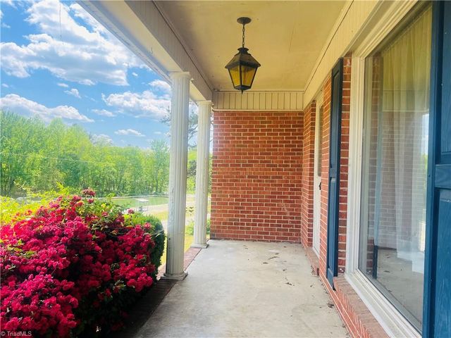 505 Belvue Drive, Mount Airy, NC 27030