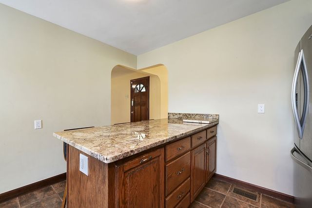 111 Cabin Ln, O'hara, PA 15238