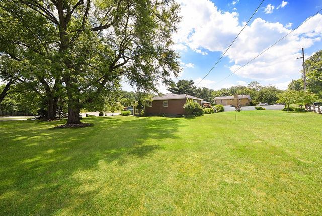 111 Cabin Ln, O'hara, PA 15238
