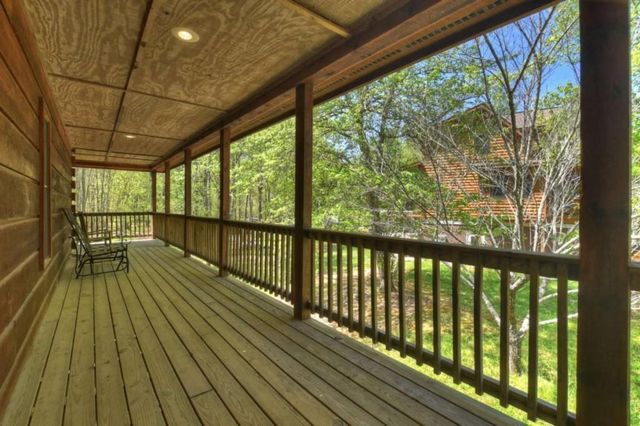 76 E Bevan Lane, Blue Ridge, GA 30513