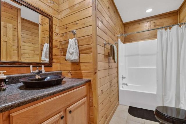 76 E Bevan Lane, Blue Ridge, GA 30513