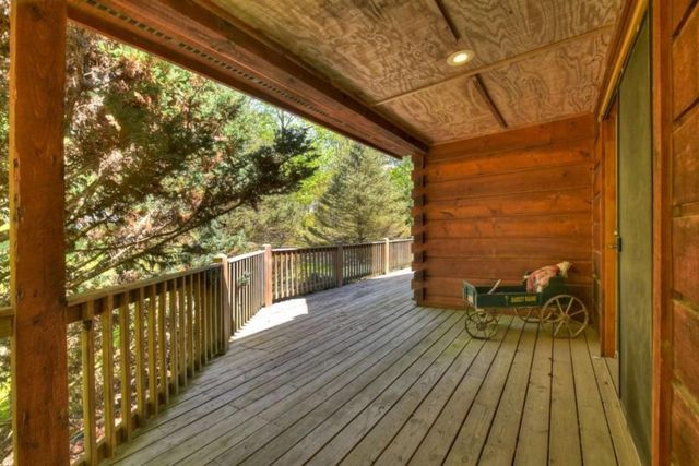 76 E Bevan Lane, Blue Ridge, GA 30513