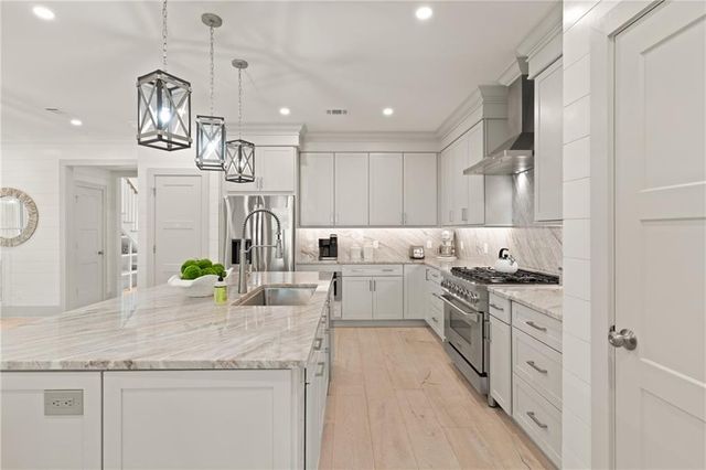 1017 Ocean View Avenue, St. Simons Island, GA 31522