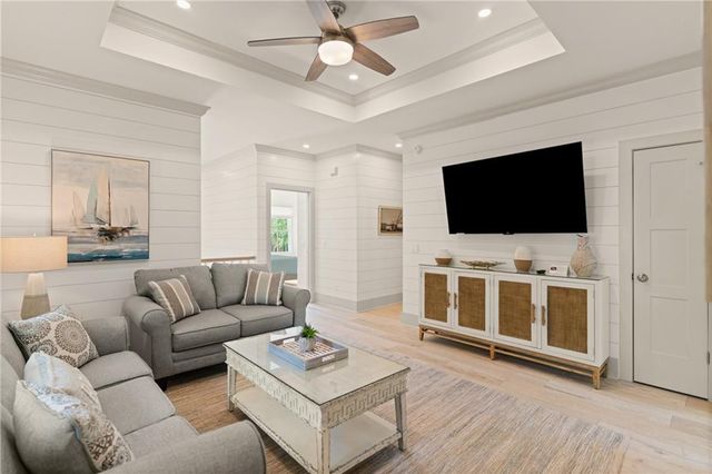 1017 Ocean View Avenue, St. Simons Island, GA 31522