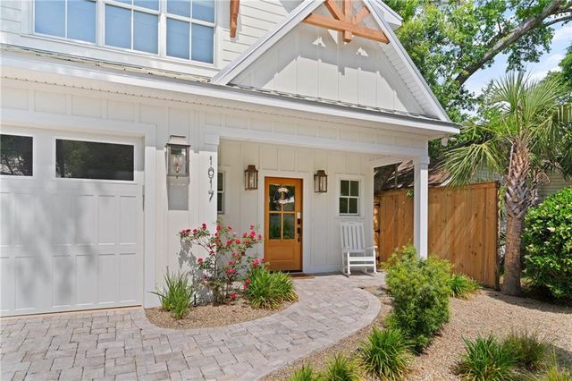 1017 Ocean View Avenue, St. Simons Island, GA 31522