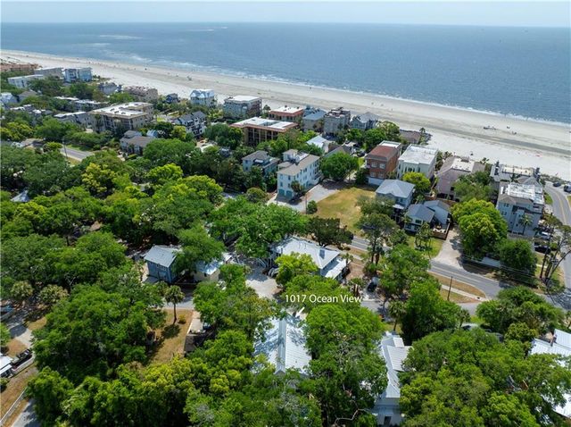 1017 Ocean View Avenue, St. Simons Island, GA 31522