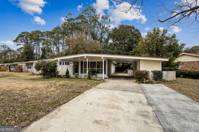 173 Fairway Oaks Drive, Brunswick, GA 31525