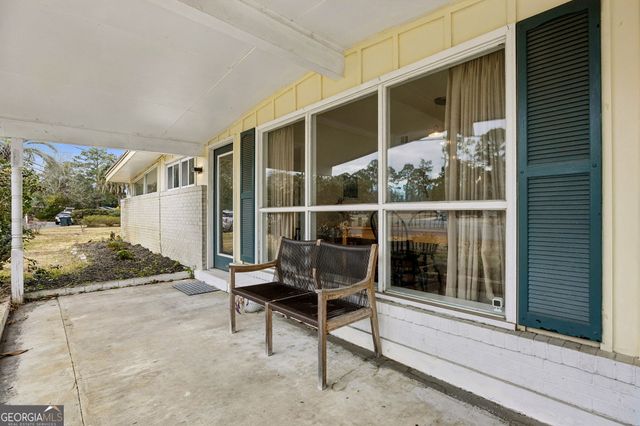 173 Fairway Oaks Drive, Brunswick, GA 31525