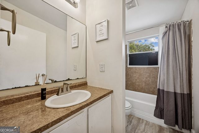 173 Fairway Oaks Drive, Brunswick, GA 31525