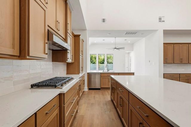 953 Groundwater Way, League City, TX 77546