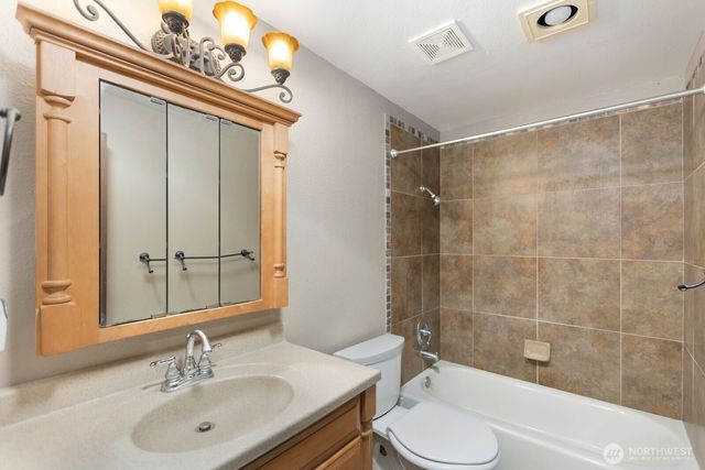 21627 9th Place W, Bothell, WA 98021